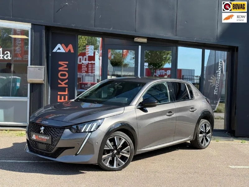 Peugeot 208 (2022) — foto 1
