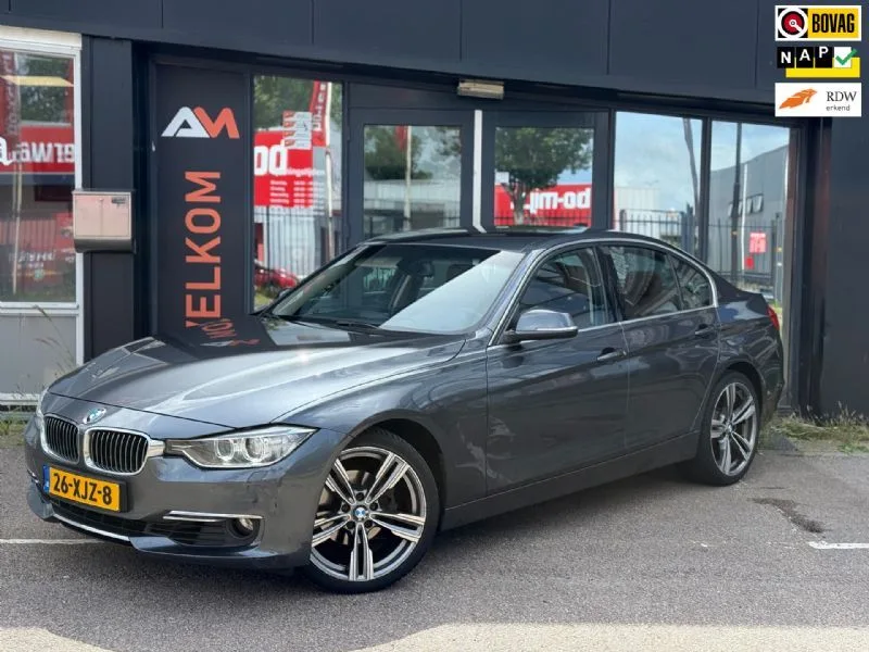 BMW 3-Serie (2012) — foto 1