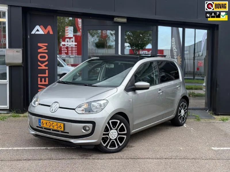 Volkswagen Up! (2013) — foto 1