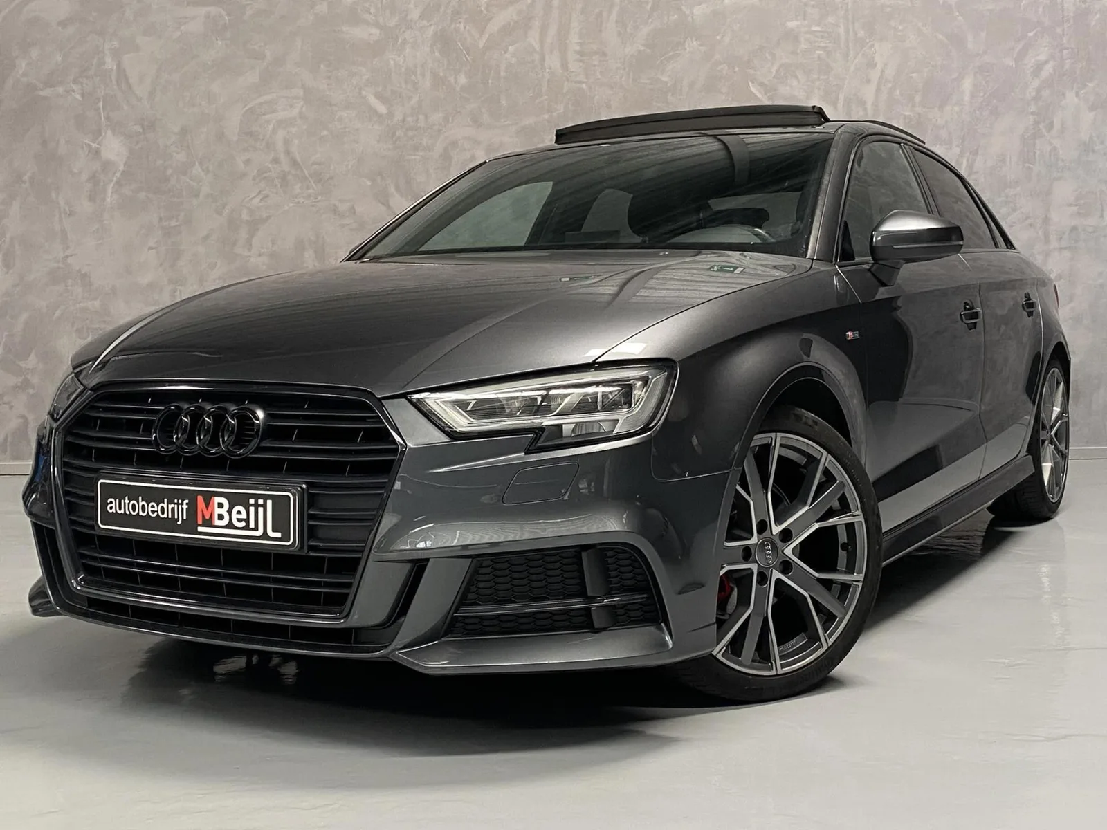 Audi A3 (2018) — foto 1