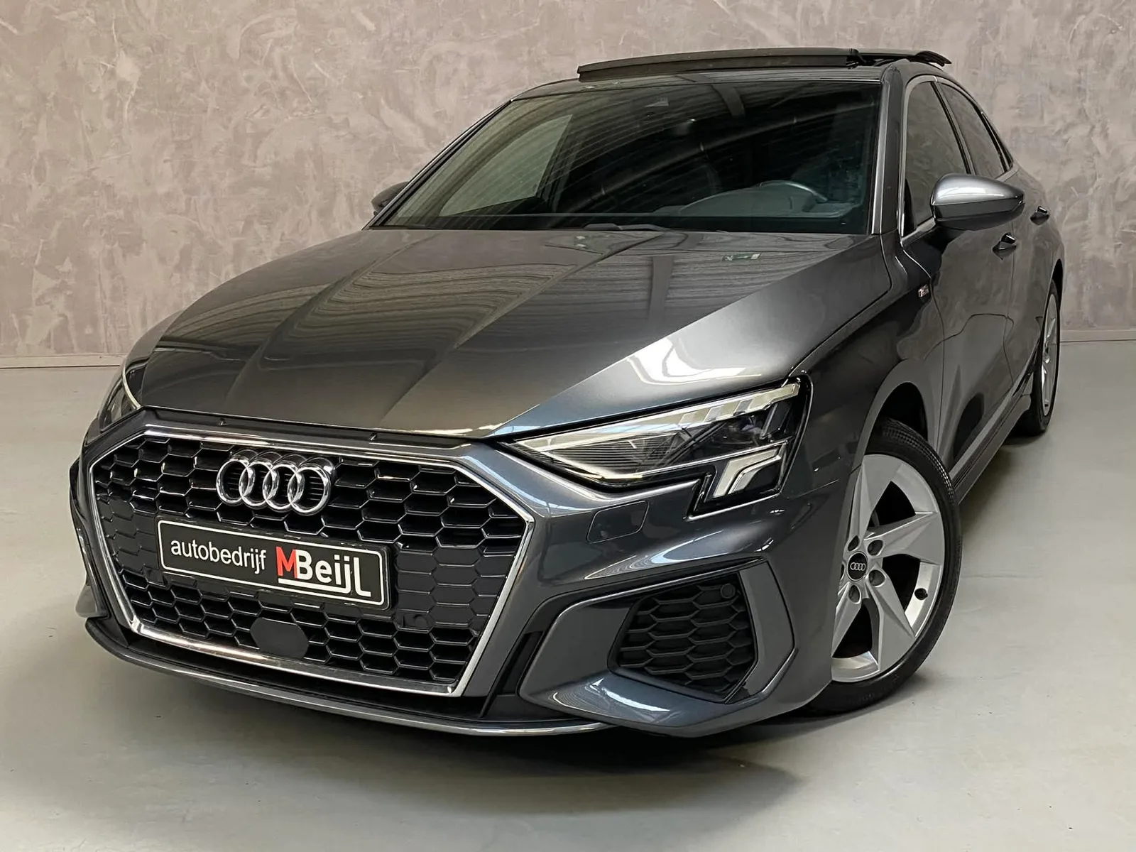 Audi A3 (2023) — foto 1