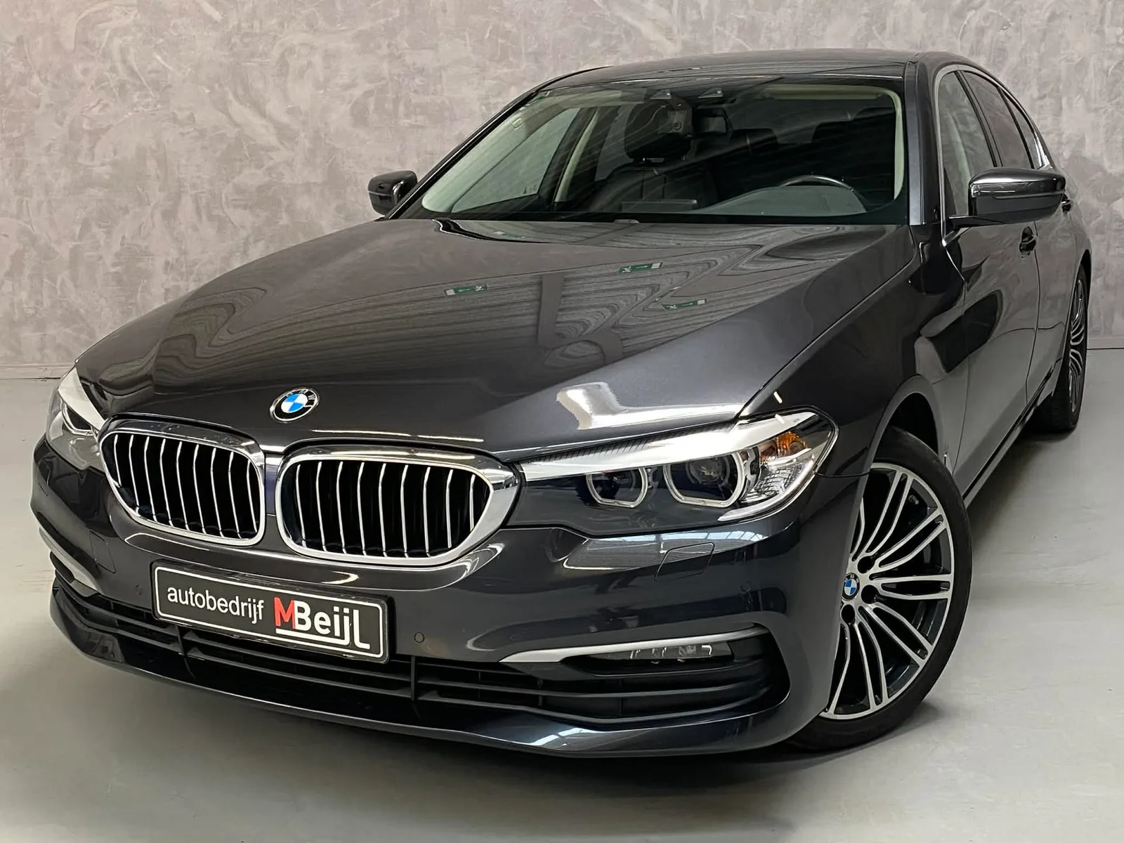 BMW 5-Serie (2018) — foto 1
