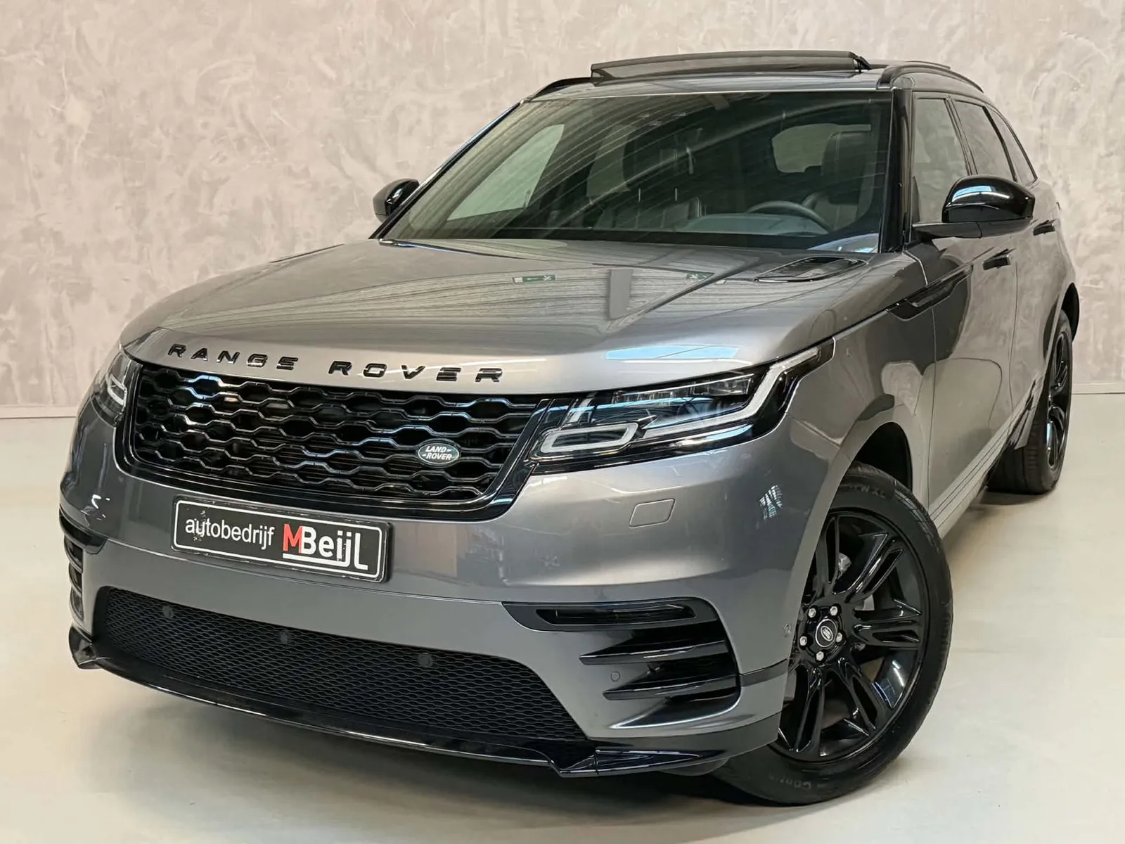 Land Rover Range Rover Velar (2019) — foto 1