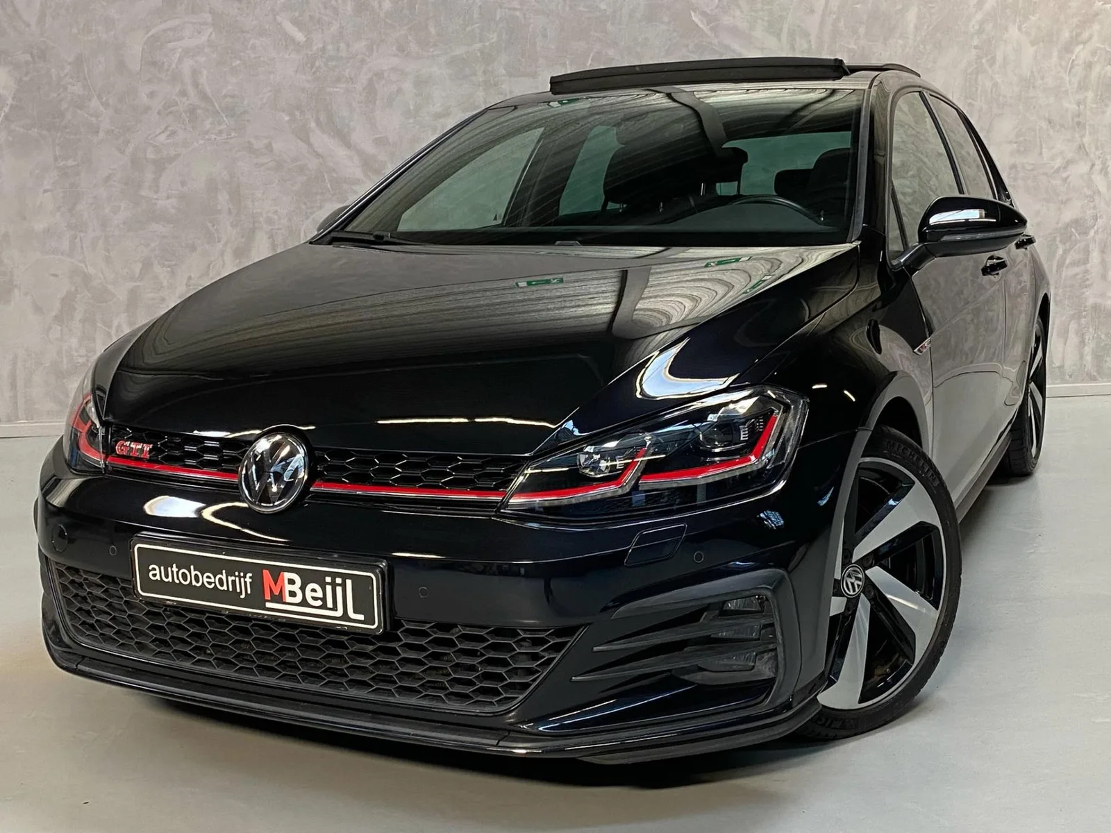 Volkswagen Golf (2017) — foto 1