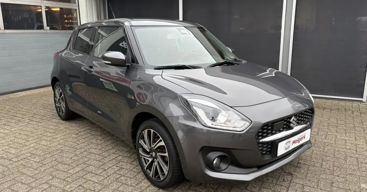 Suzuki Swift (2023) — foto 1
