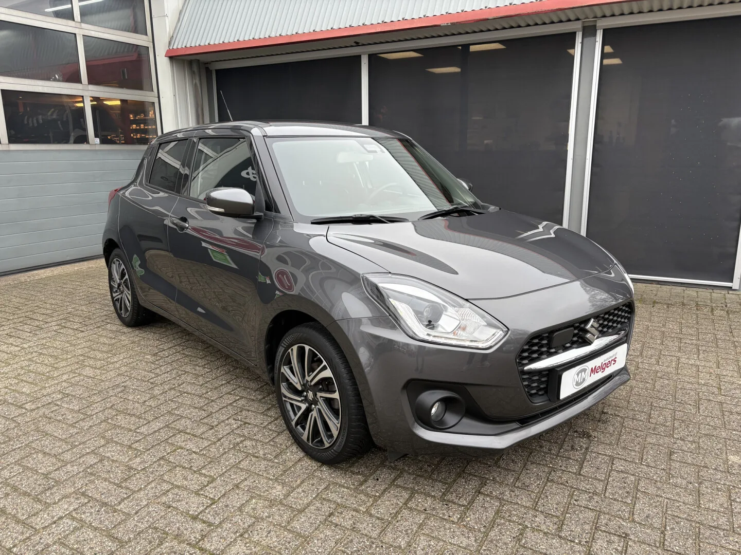 Suzuki Swift (2023) — foto 1