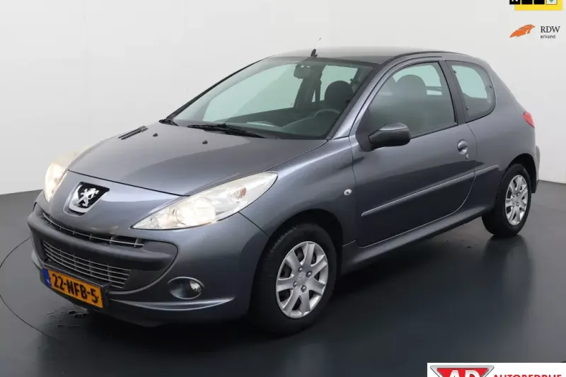 Peugeot 206+ (2010)