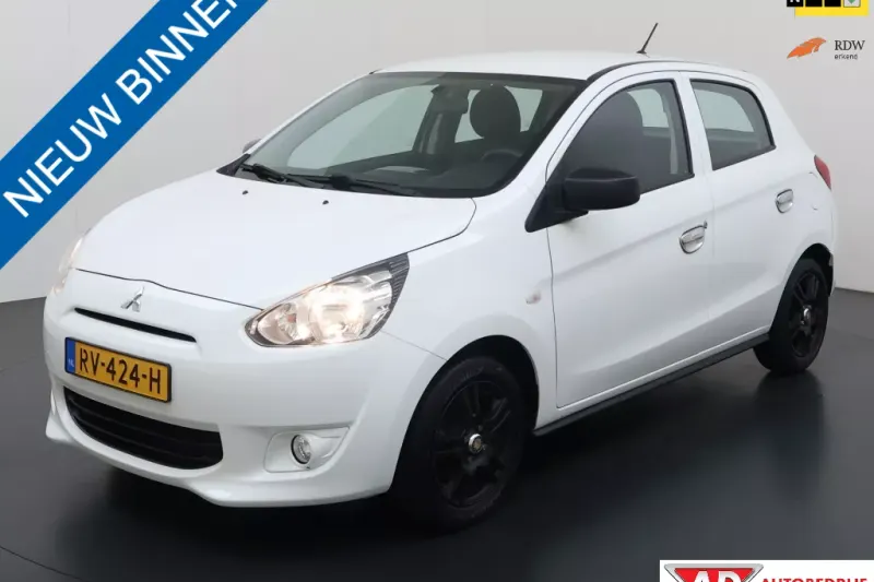 Mitsubishi Space Star (2014)
