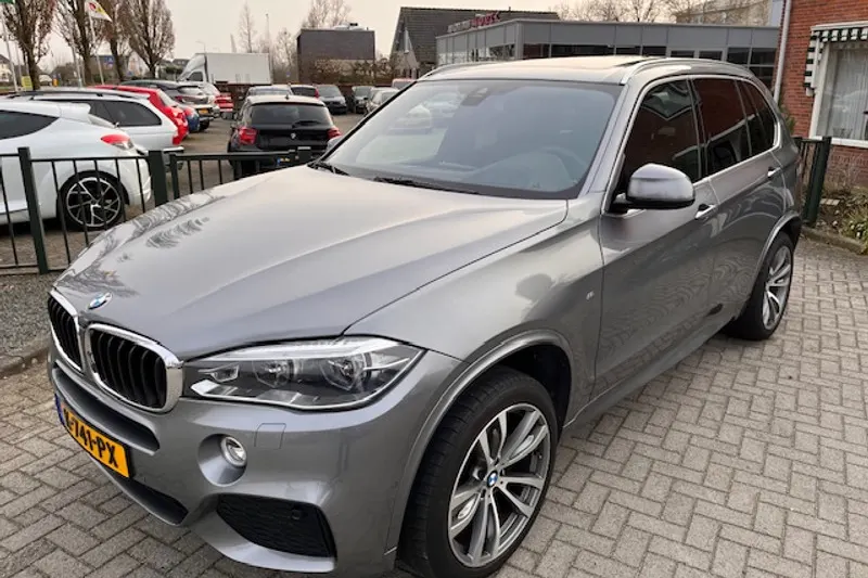 BMW X5 (2017)