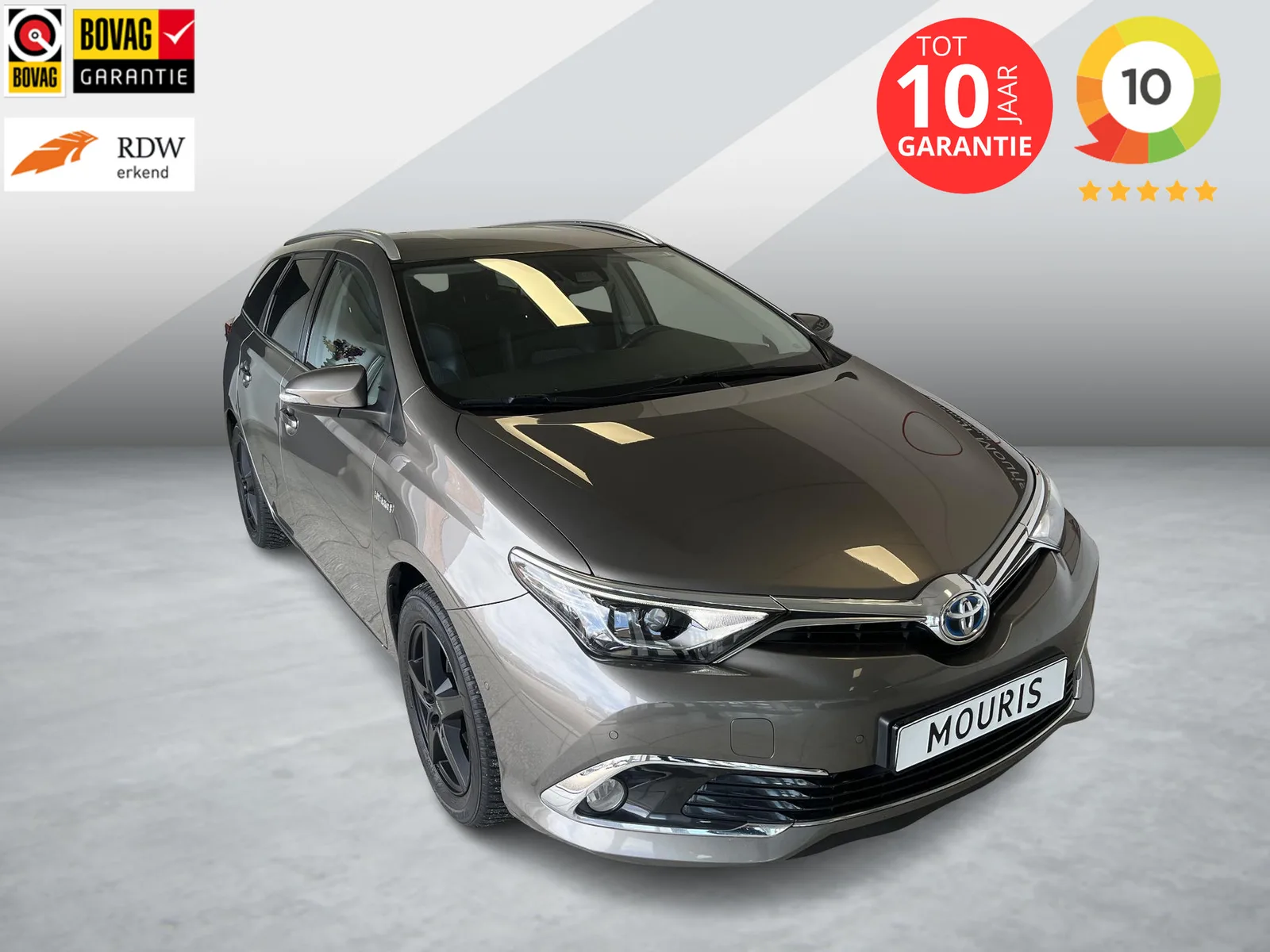 Toyota Auris (2017) — foto 1