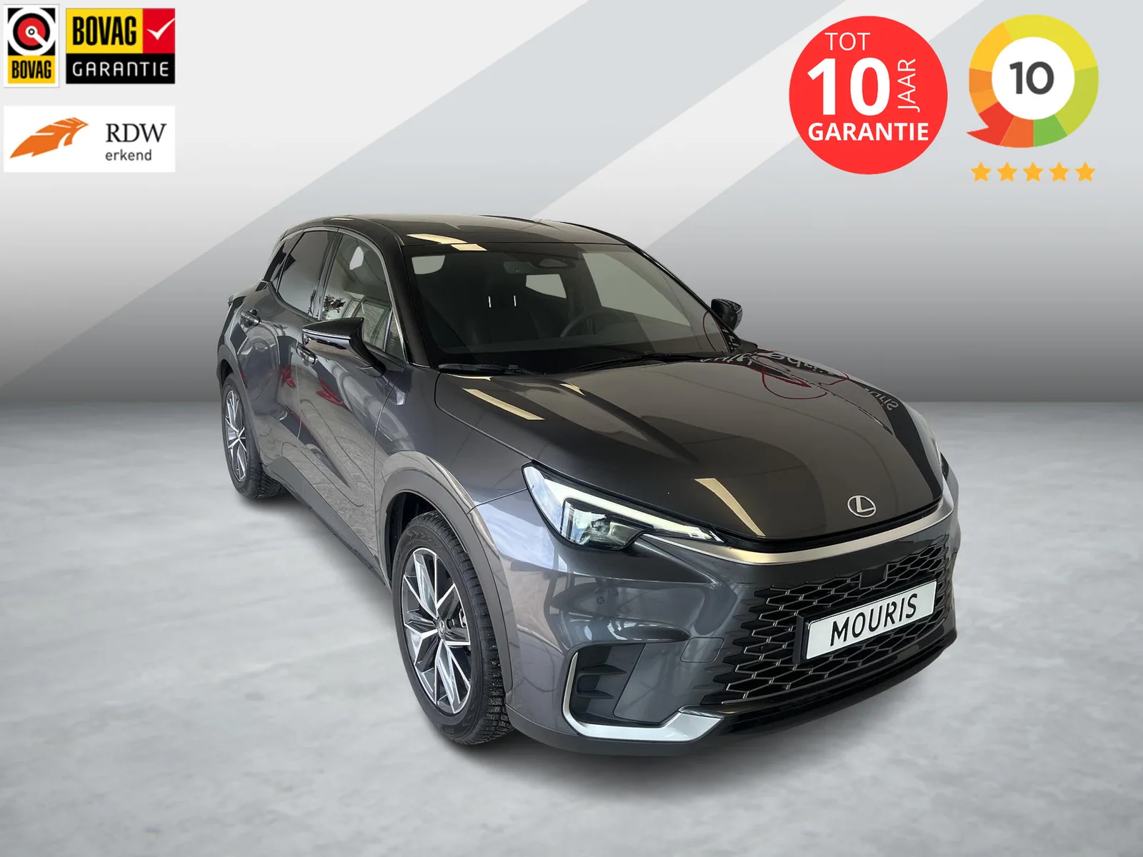 Lexus LBX (2024) — foto 1