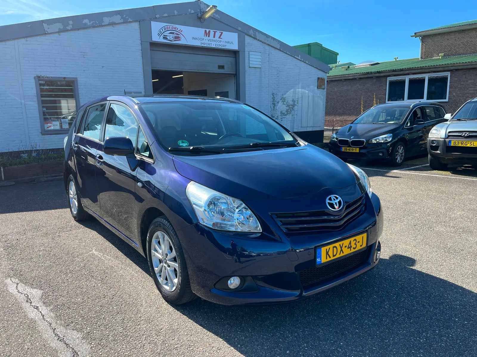 Toyota Verso (2011) — foto 1