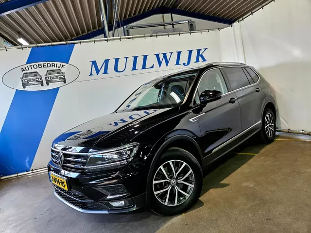 Volkswagen Tiguan (2020) — foto 1
