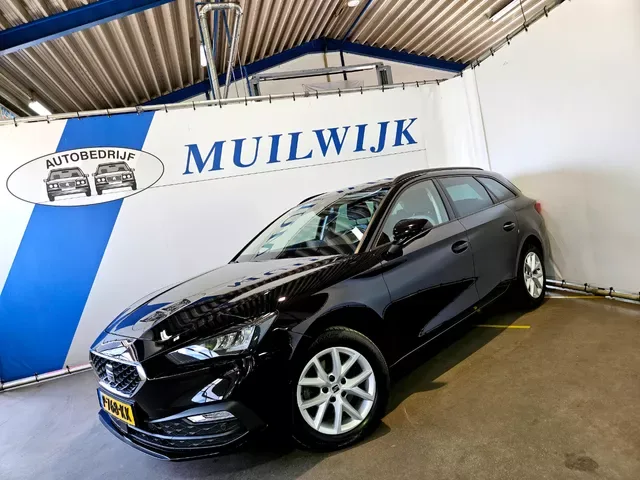 SEAT Leon Sportstourer (2022) — foto 1