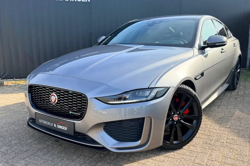 Jaguar XE (2020)