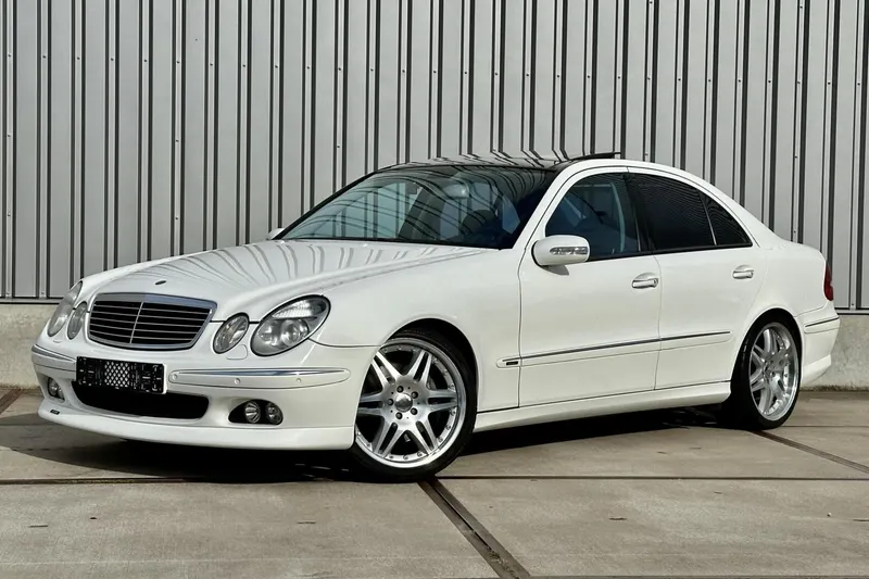 Mercedes-Benz E-Klasse (2002)