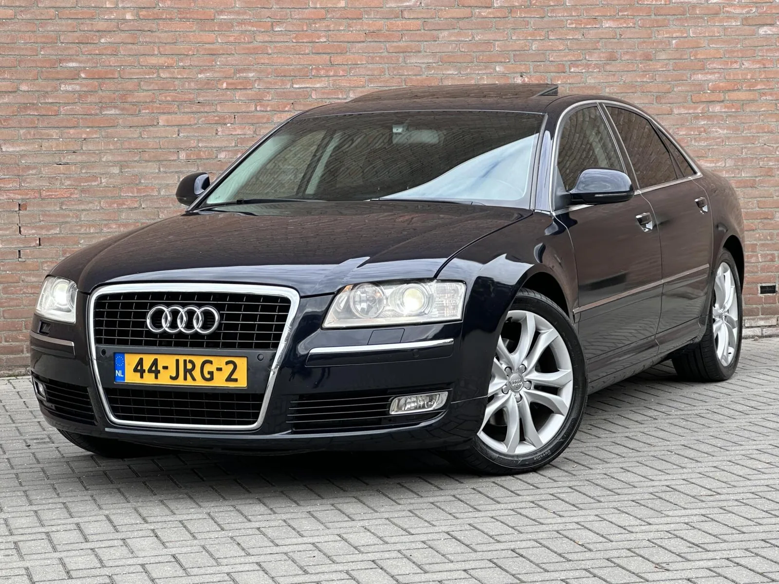 Audi A8 (2008) — foto 1