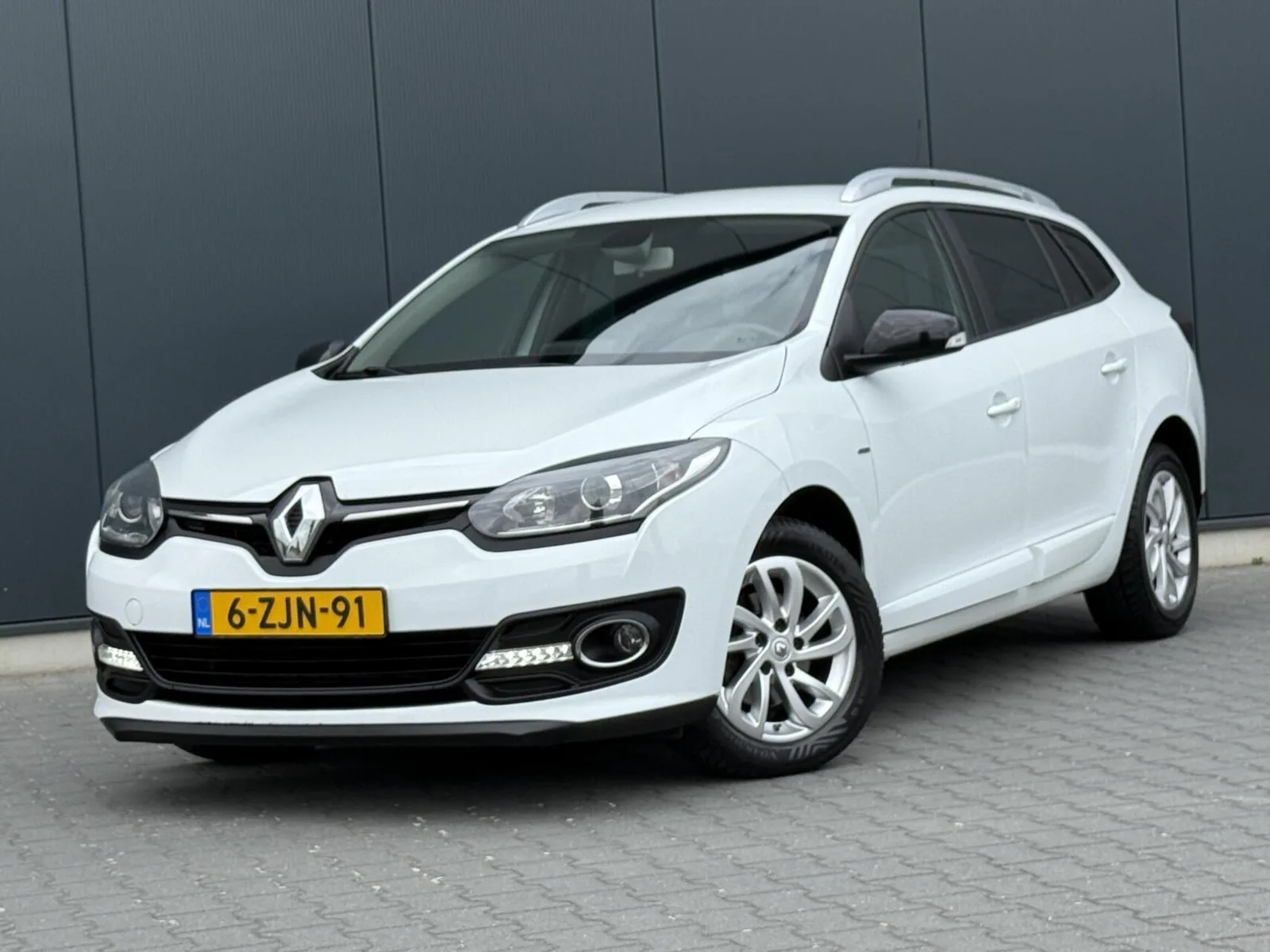 Renault Mégane (2015) — foto 1