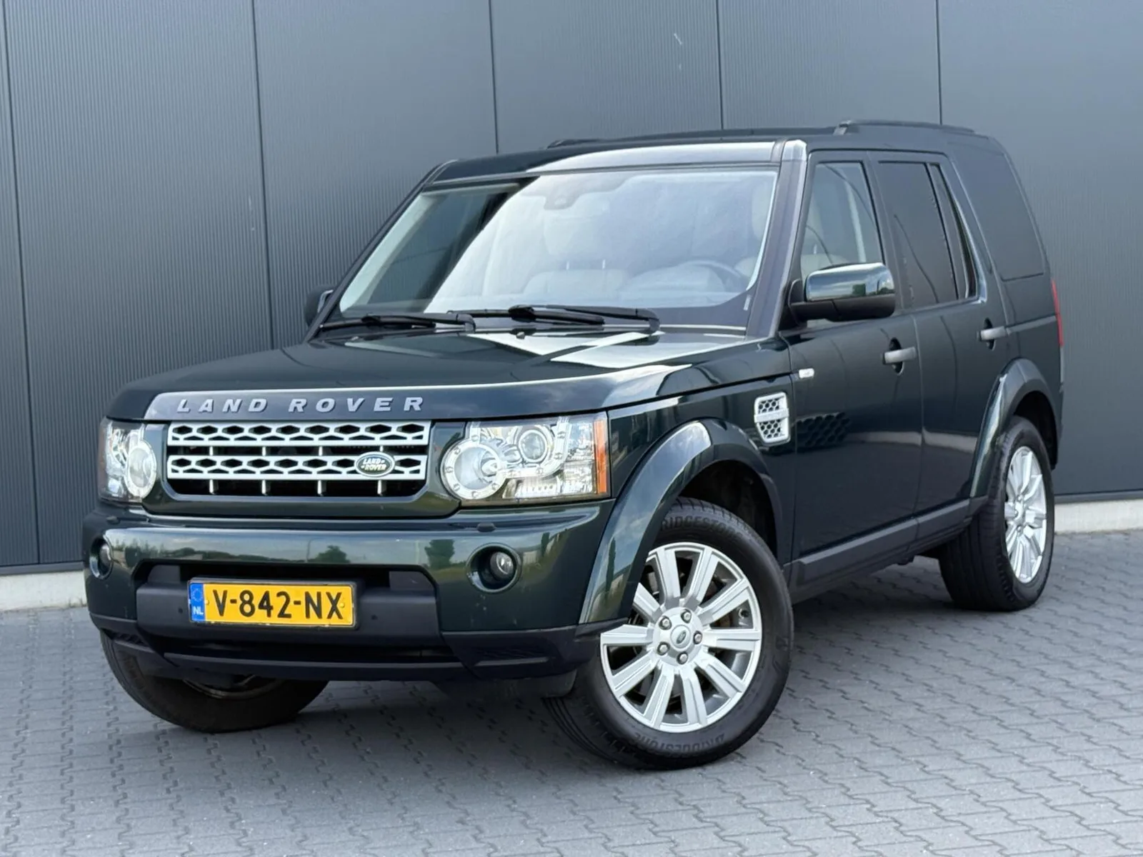 Land Rover Discovery (2013) — foto 1