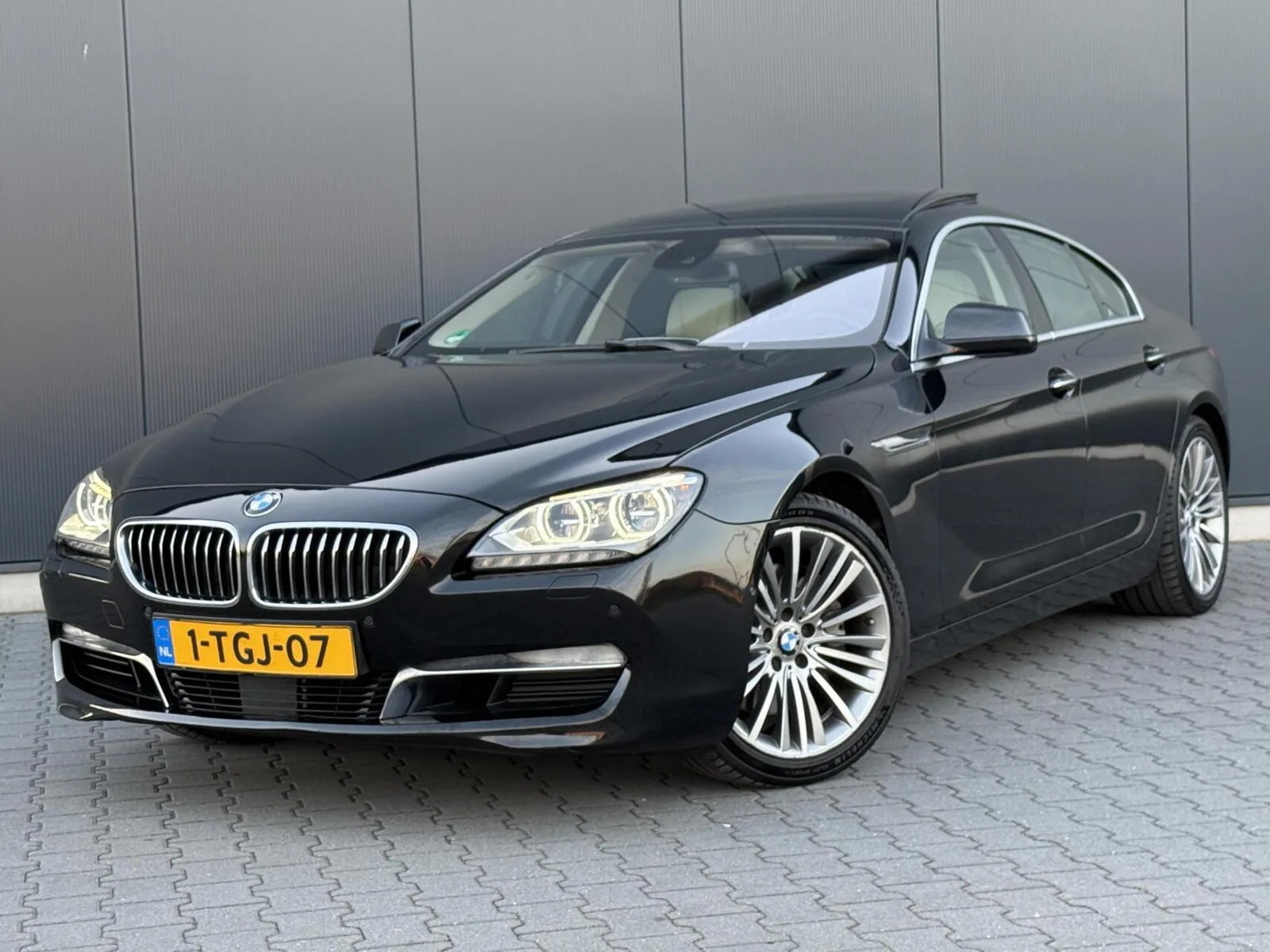 BMW 6-Serie (2013) — foto 1