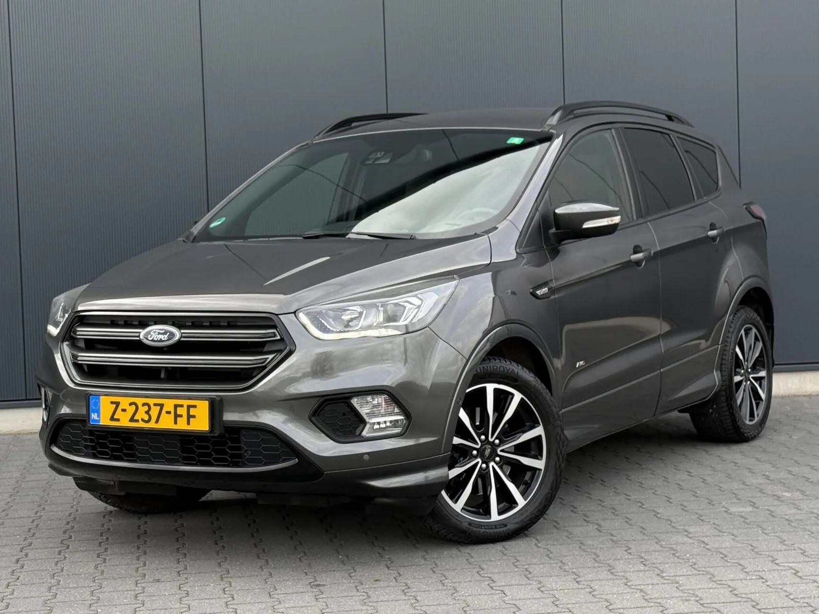 Ford Kuga (2018) — foto 1