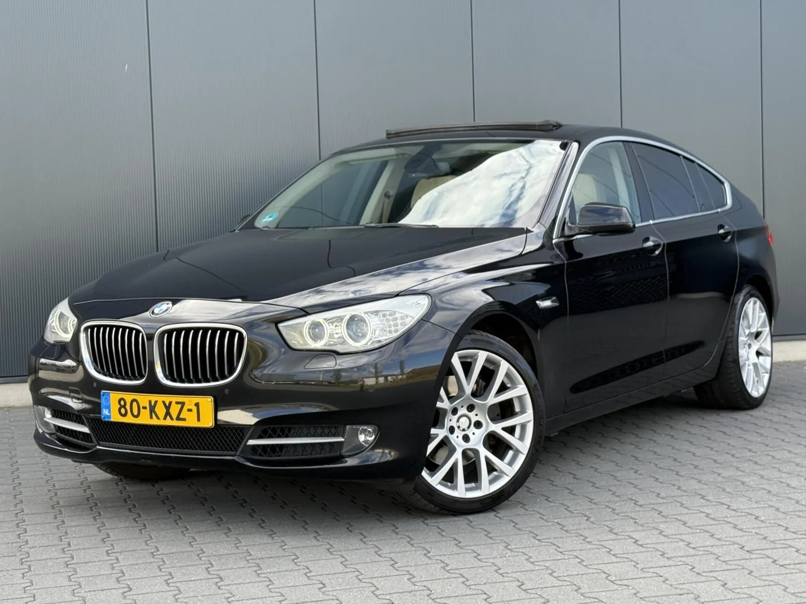 BMW 5-Serie (2010) — foto 1
