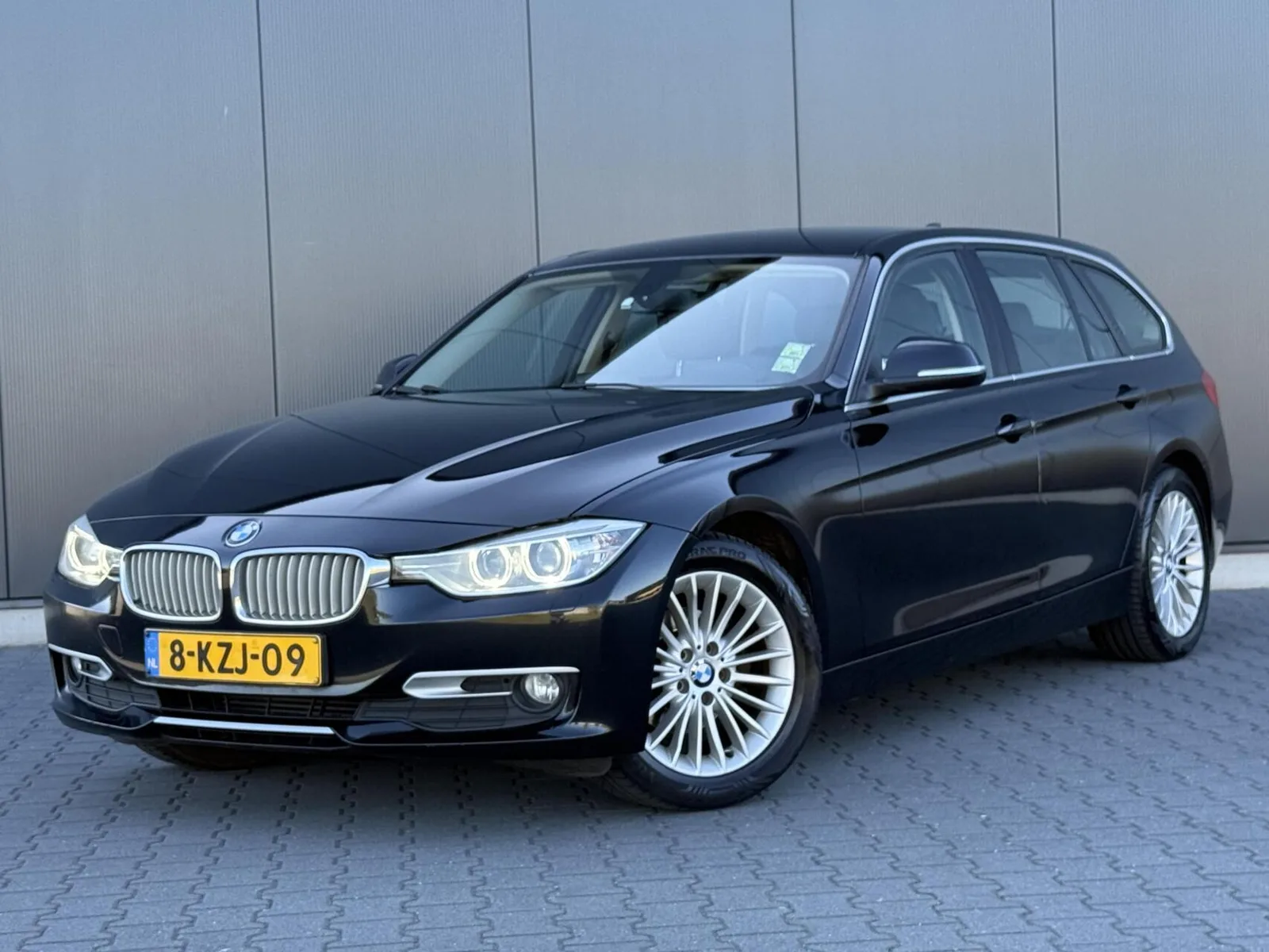 BMW 3-Serie (2013) — foto 1
