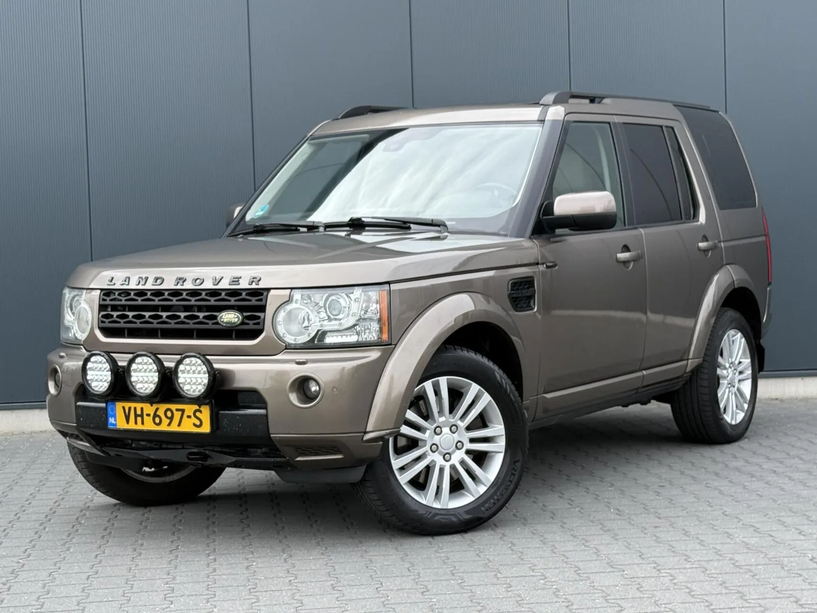Land Rover Discovery (2009) — foto 1