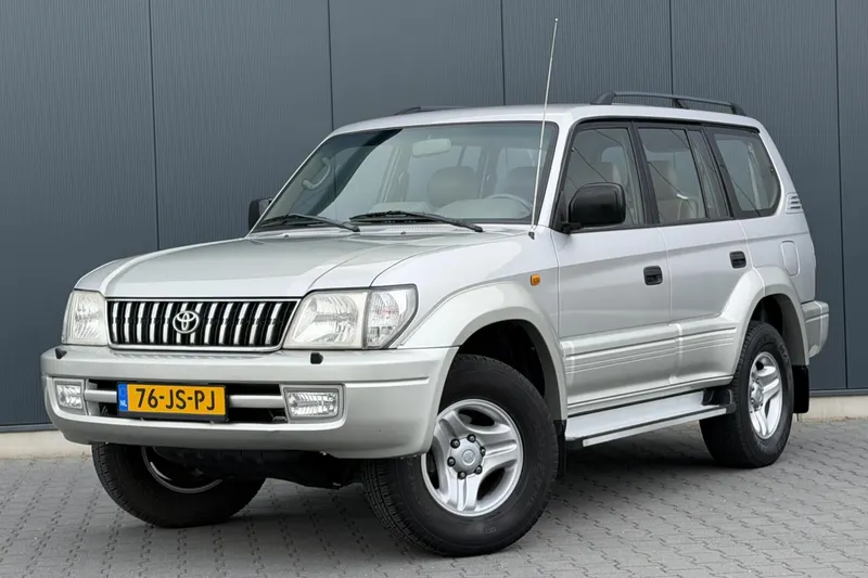 Toyota Land Cruiser (2002)