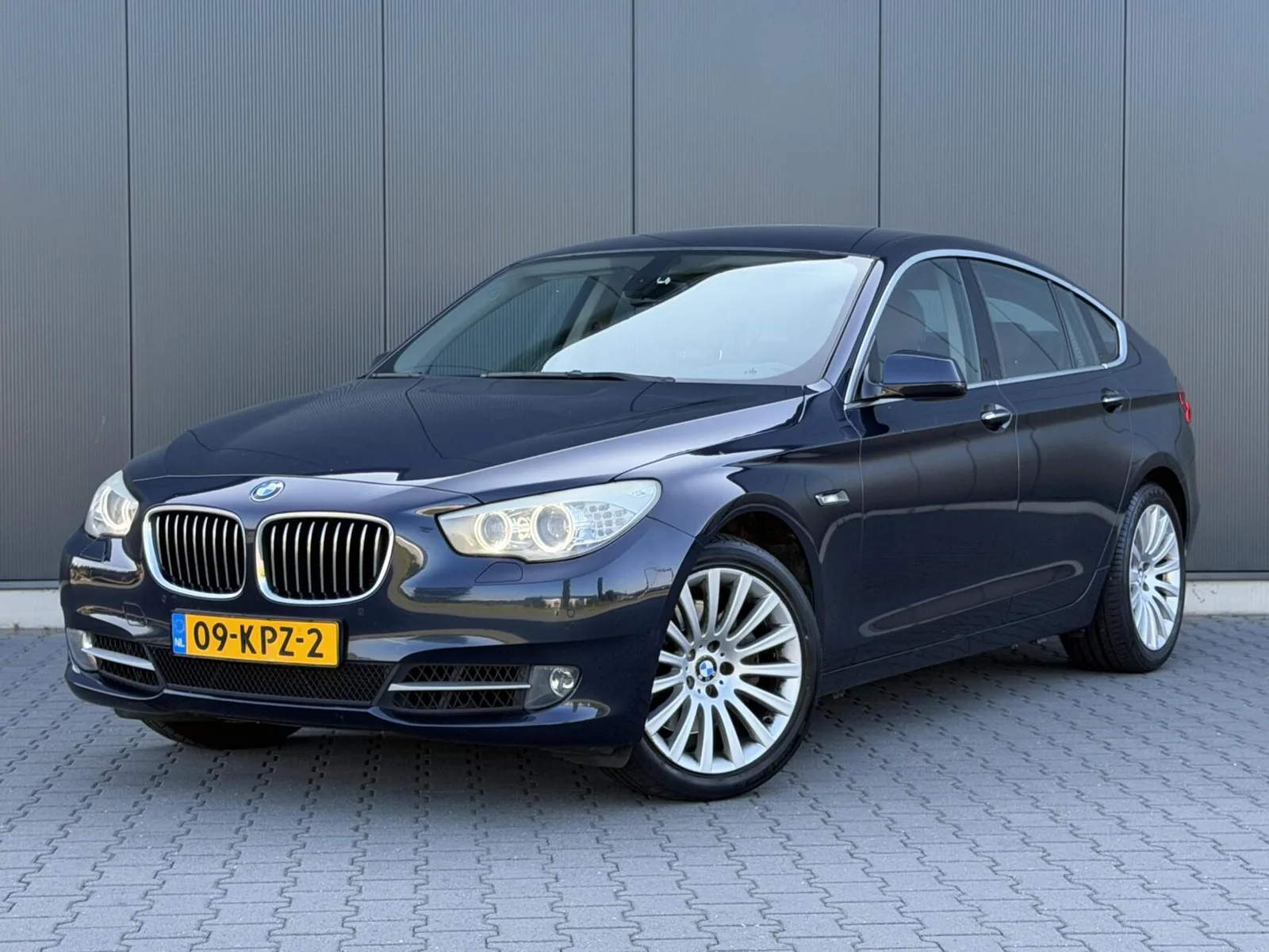 BMW 5-Serie (2010) — foto 1