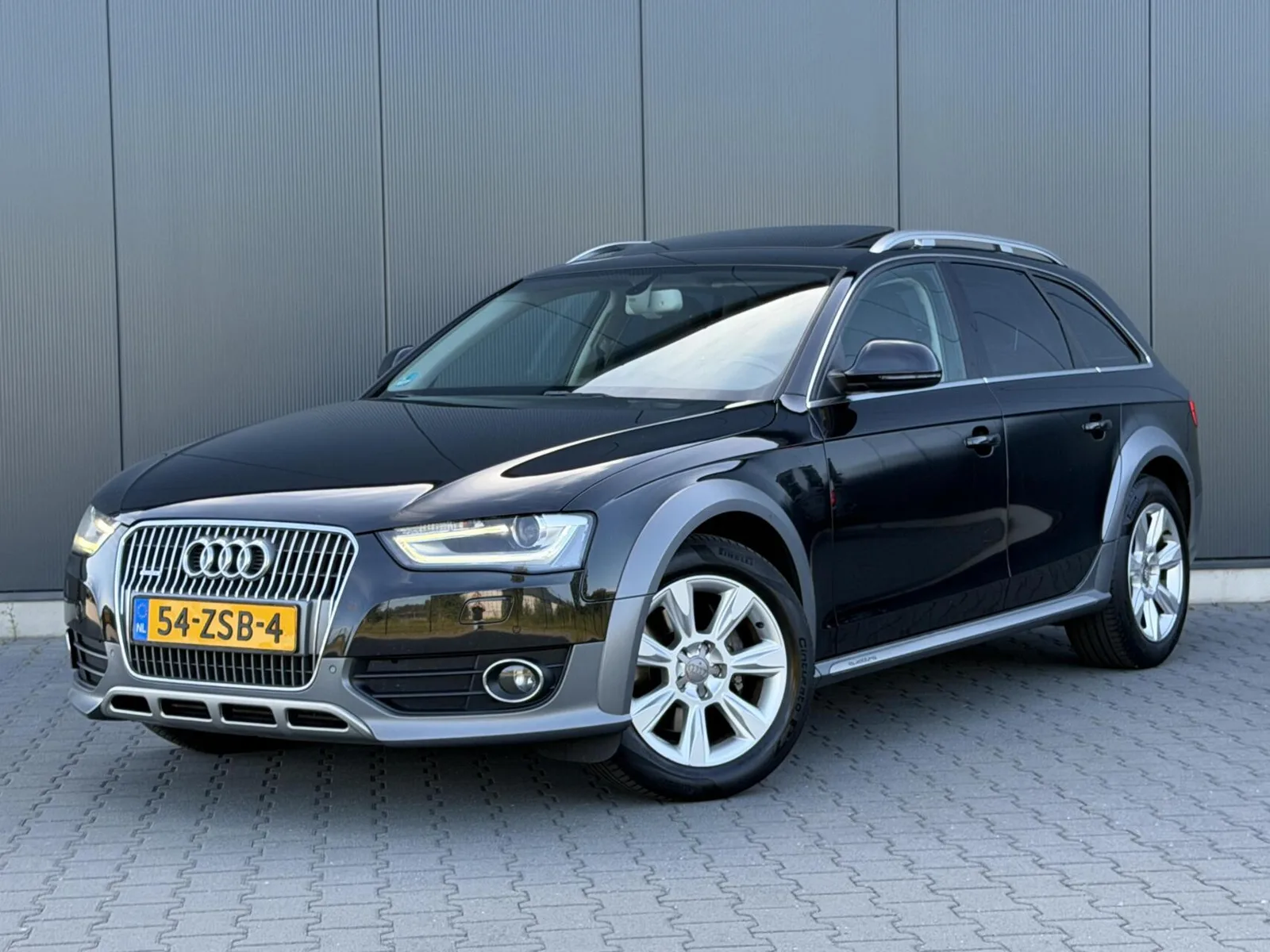 Audi A4 Allroad (2013) — foto 1