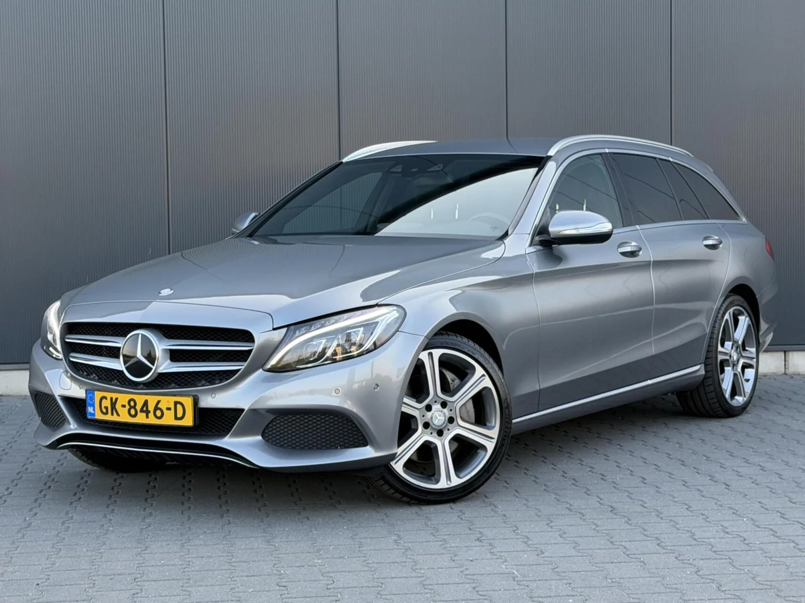 Mercedes-Benz C-Klasse (2015) — foto 1