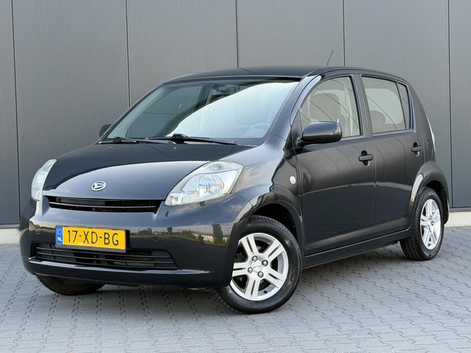 Daihatsu Sirion (2007) — foto 1