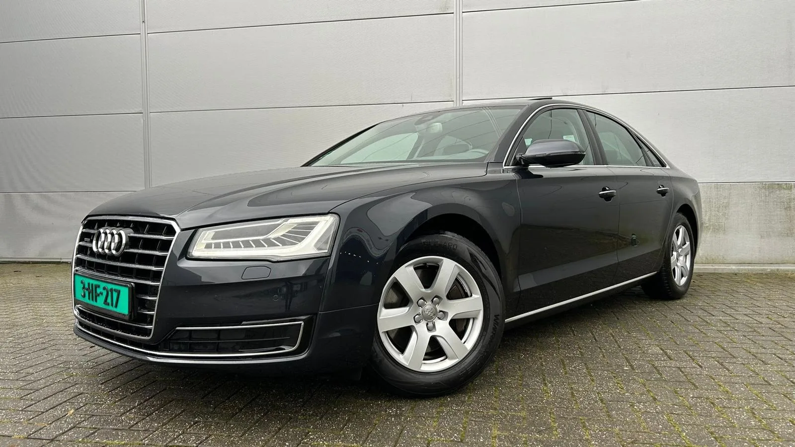 Audi A8 (2014) — foto 1