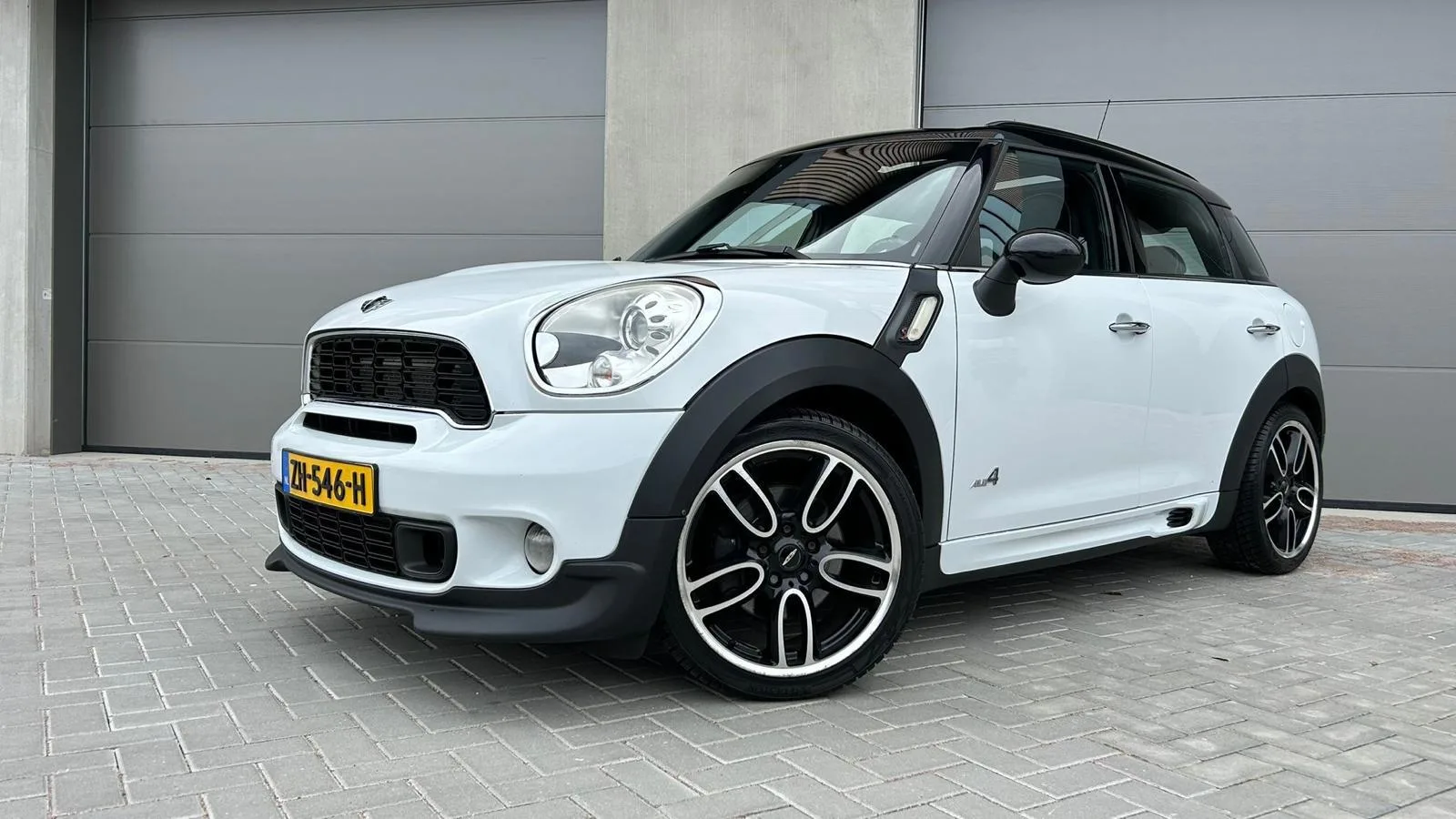 MINI Countryman (2010) — foto 1
