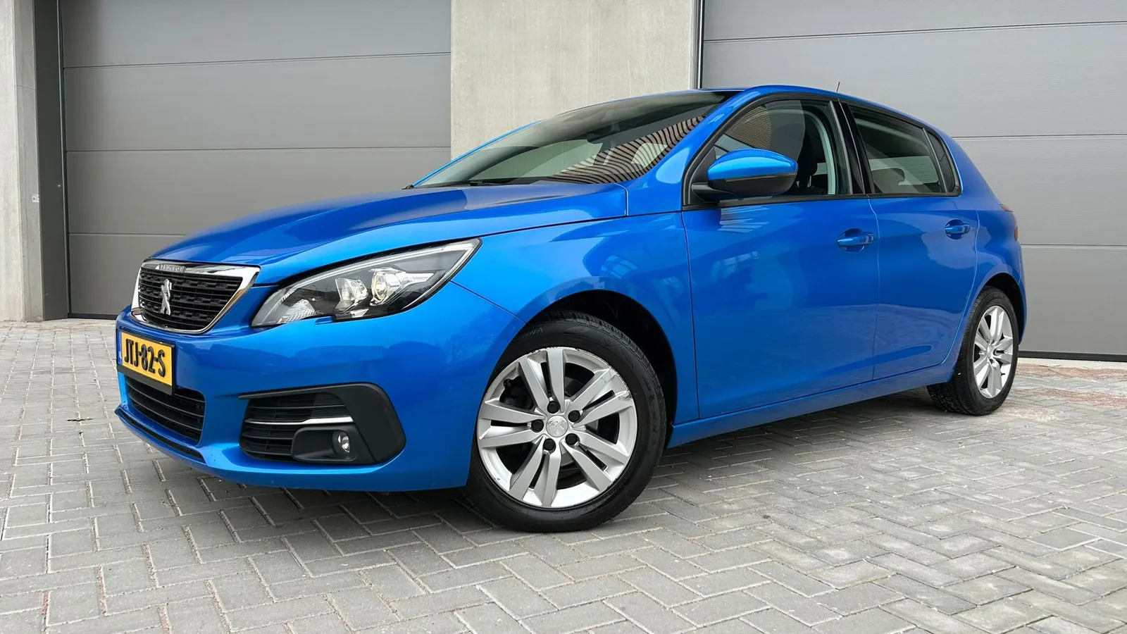 Peugeot 308 (2020) — foto 1