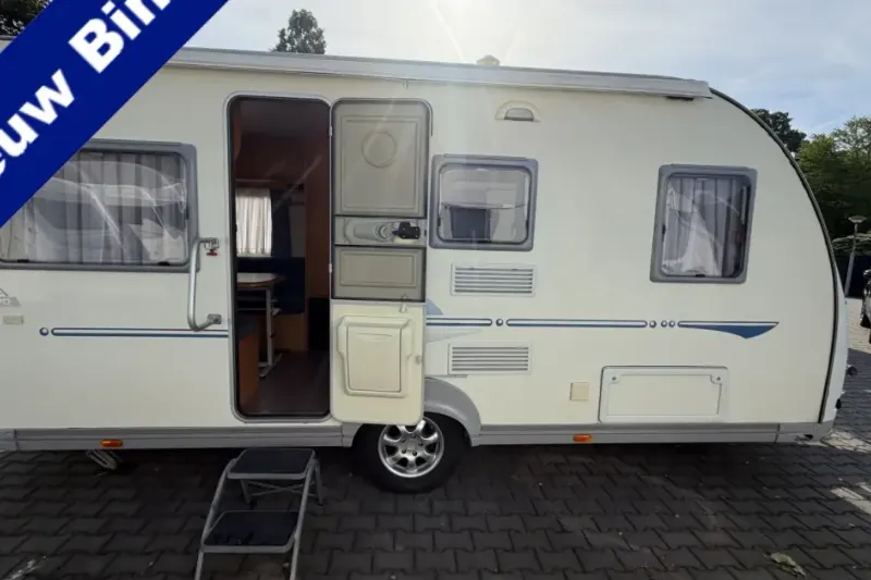 Adria Caravan (2012)