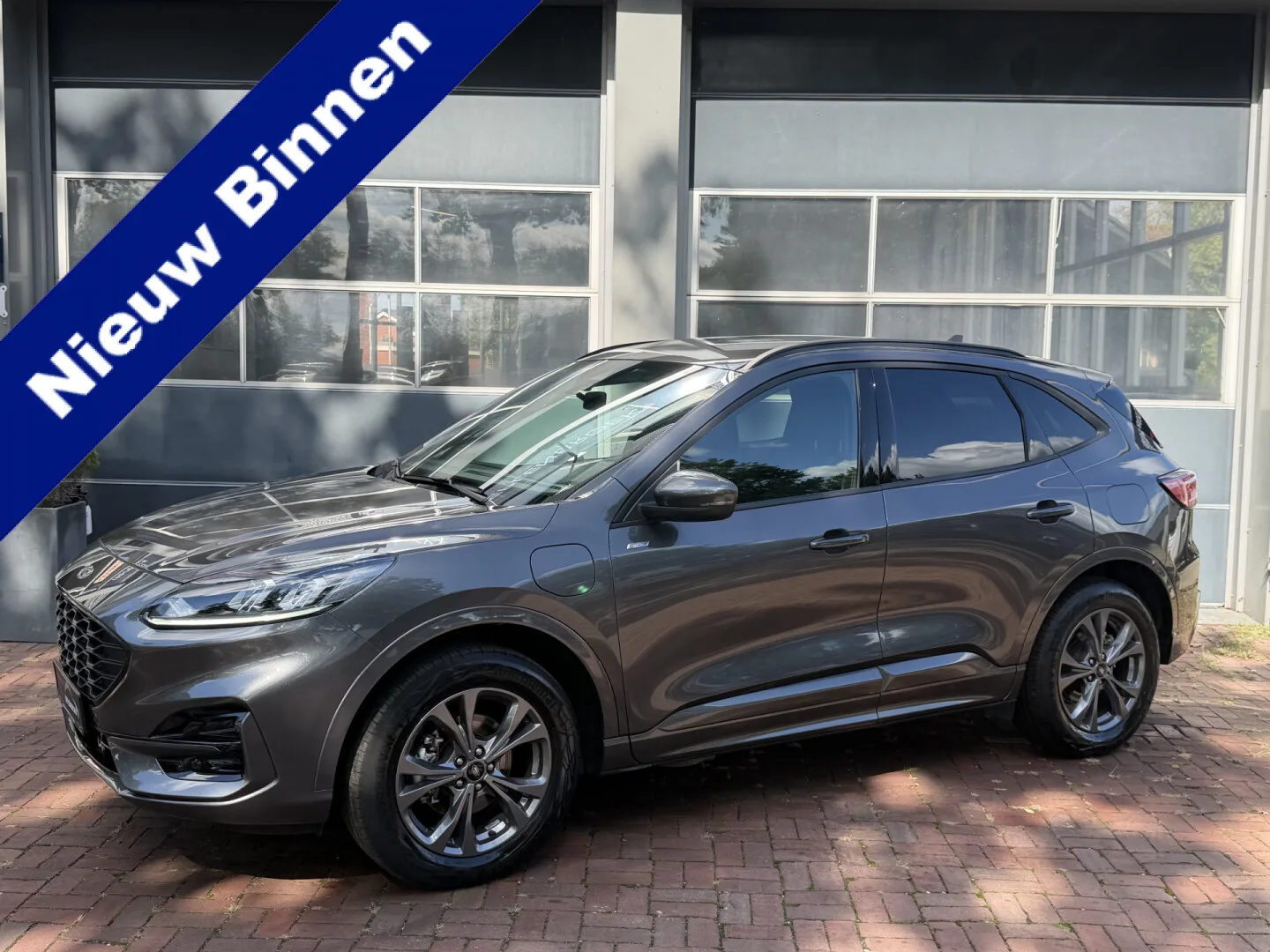 Ford Kuga (2024) — foto 1