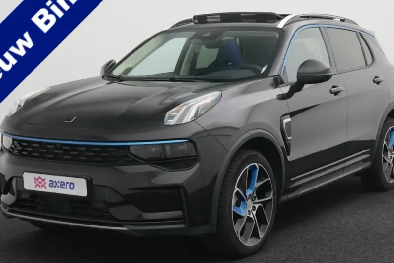 Lynk & Co 01 (2022)