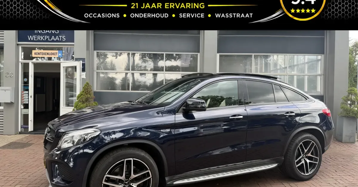 Mercedes-Benz GLE (2016) — foto 1