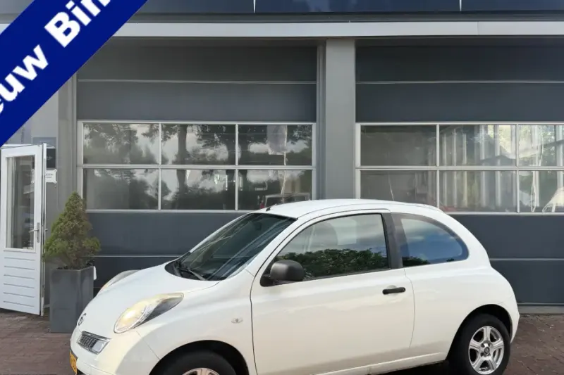 Nissan Micra (2009)