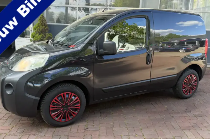 Peugeot Bipper (2013)