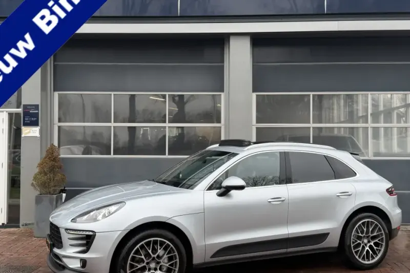 Porsche Macan (2017)