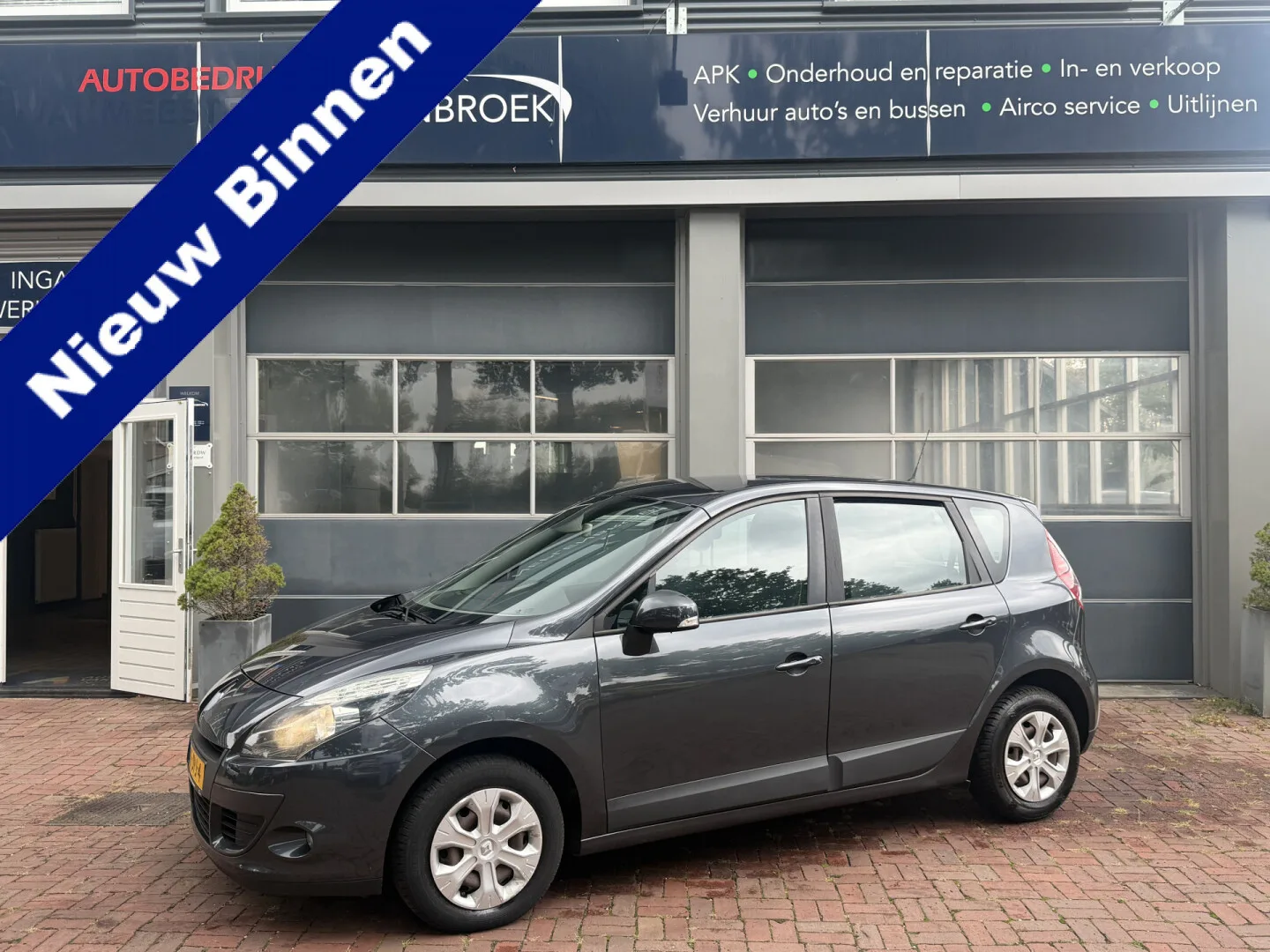Renault Scénic (2009) — foto 1