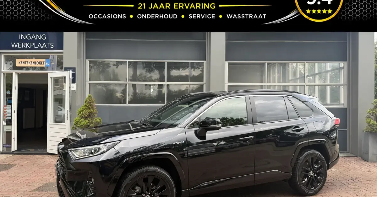 Toyota RAV4 (2021) — foto 1