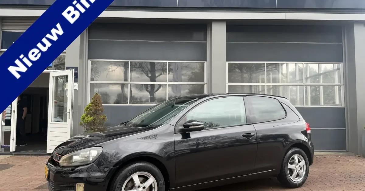 Volkswagen Golf (2009) — foto 1