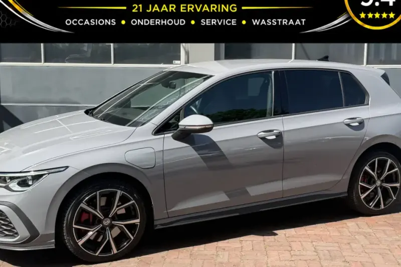 Volkswagen Golf (2022)