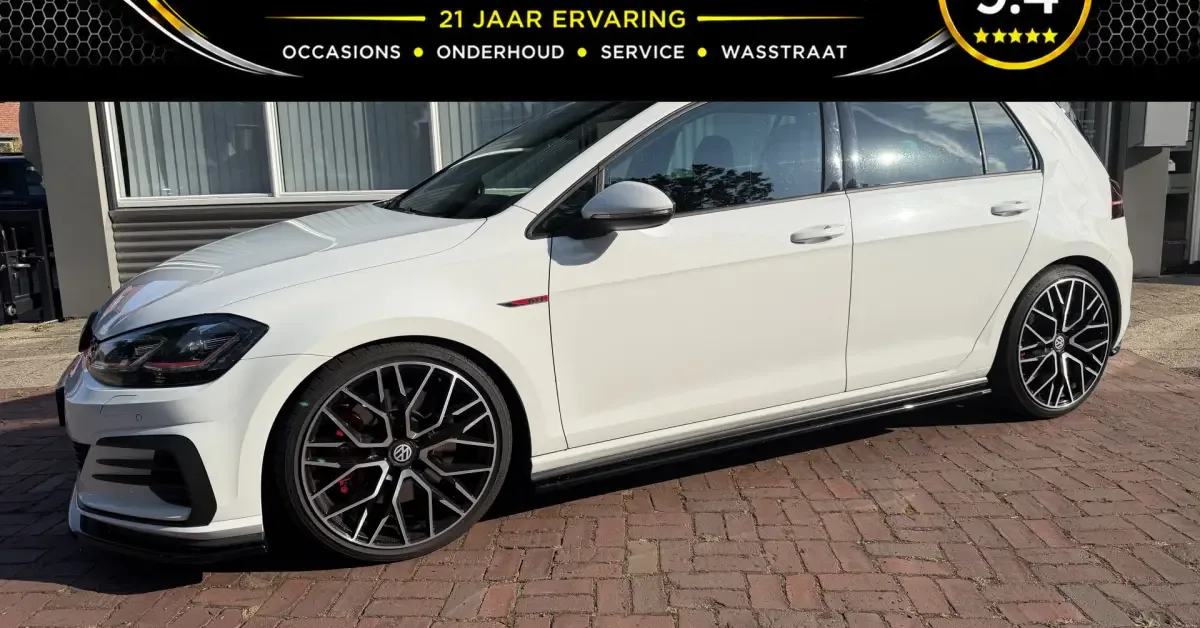 Volkswagen Golf (2019) — foto 1