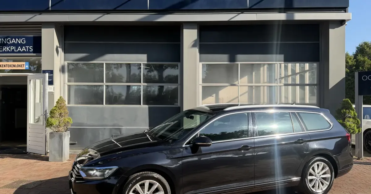 Volkswagen Passat (2017) — foto 1