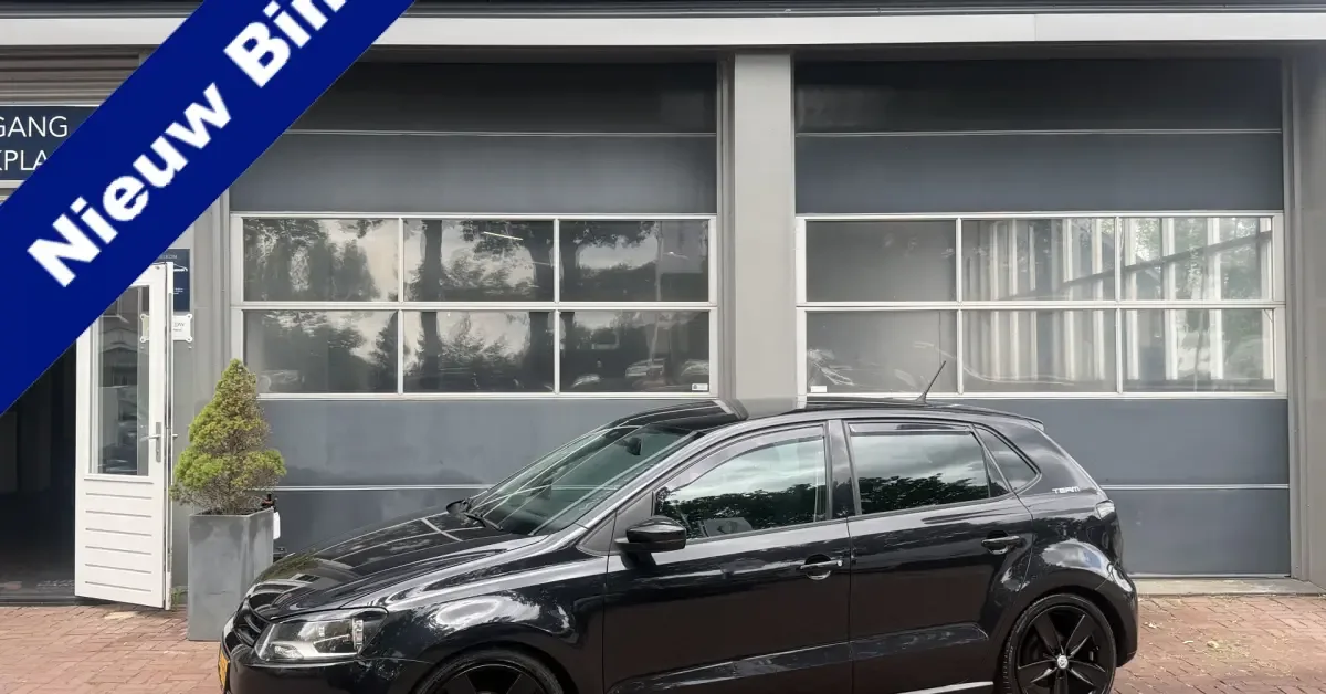 Volkswagen Polo (2011) — foto 1